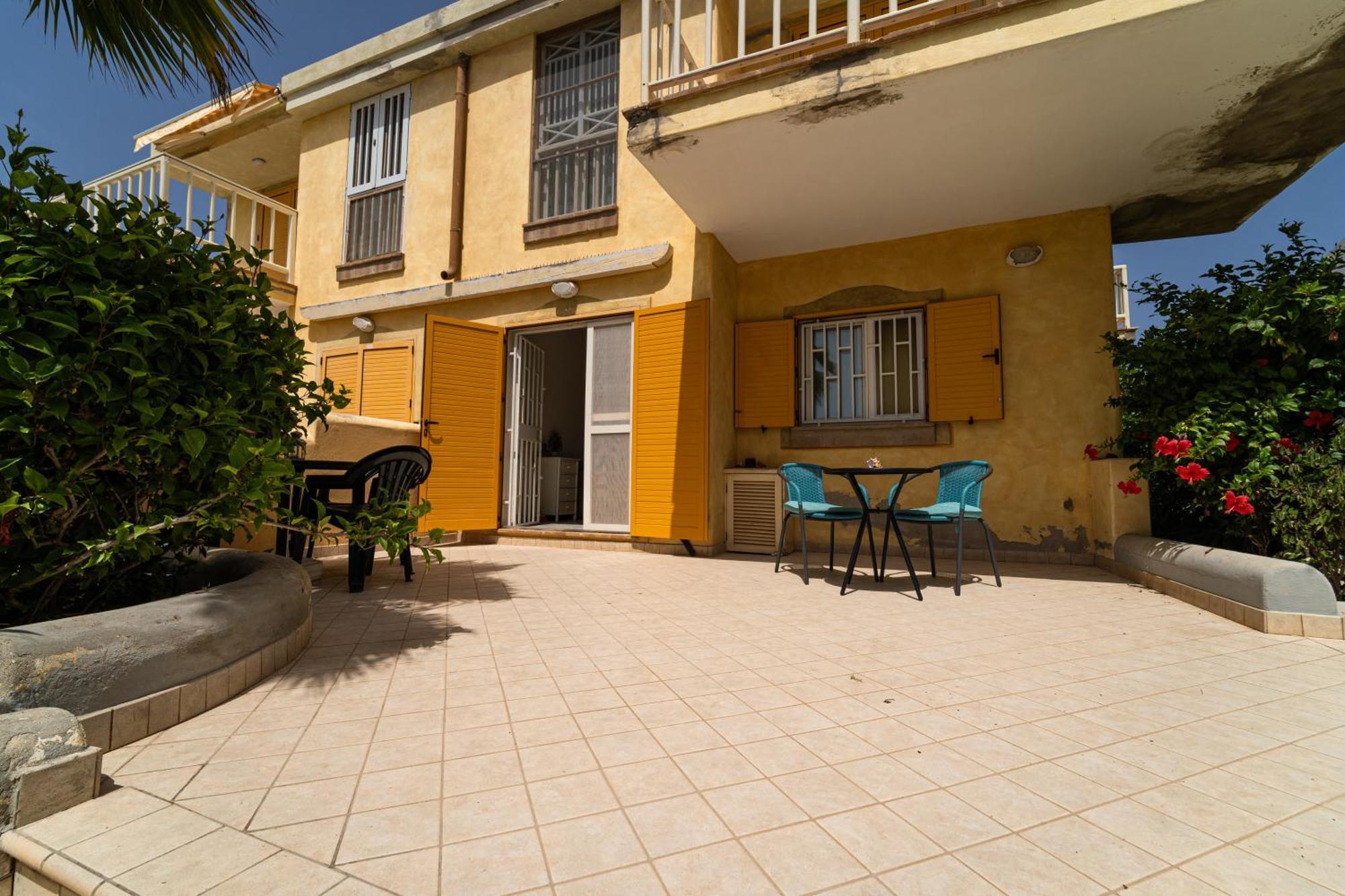 Lovely Beach Front Apartment In Santa Maria Exterior photo
